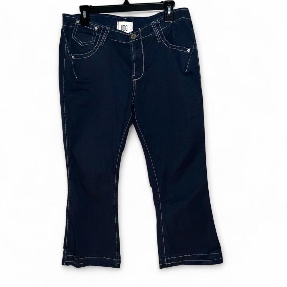 BDG navy blue capri pants with white stitching, size 31